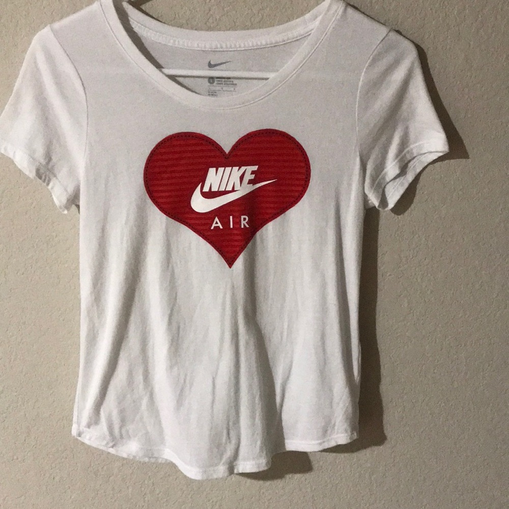 Nike tee